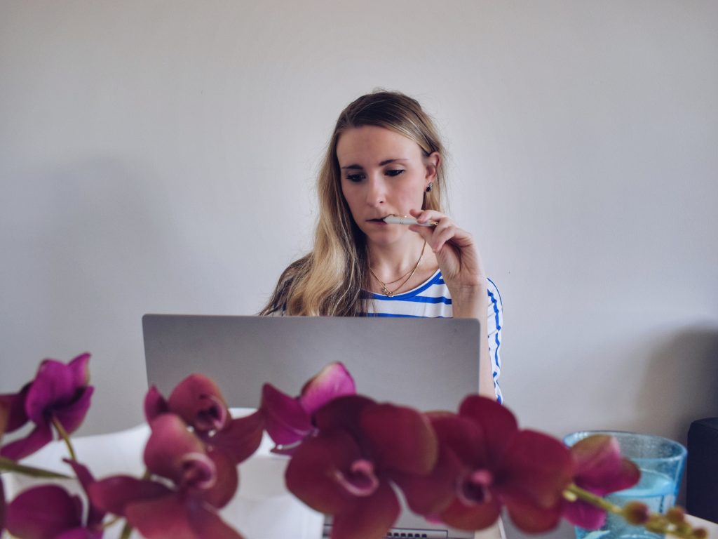 get dressed when working from home