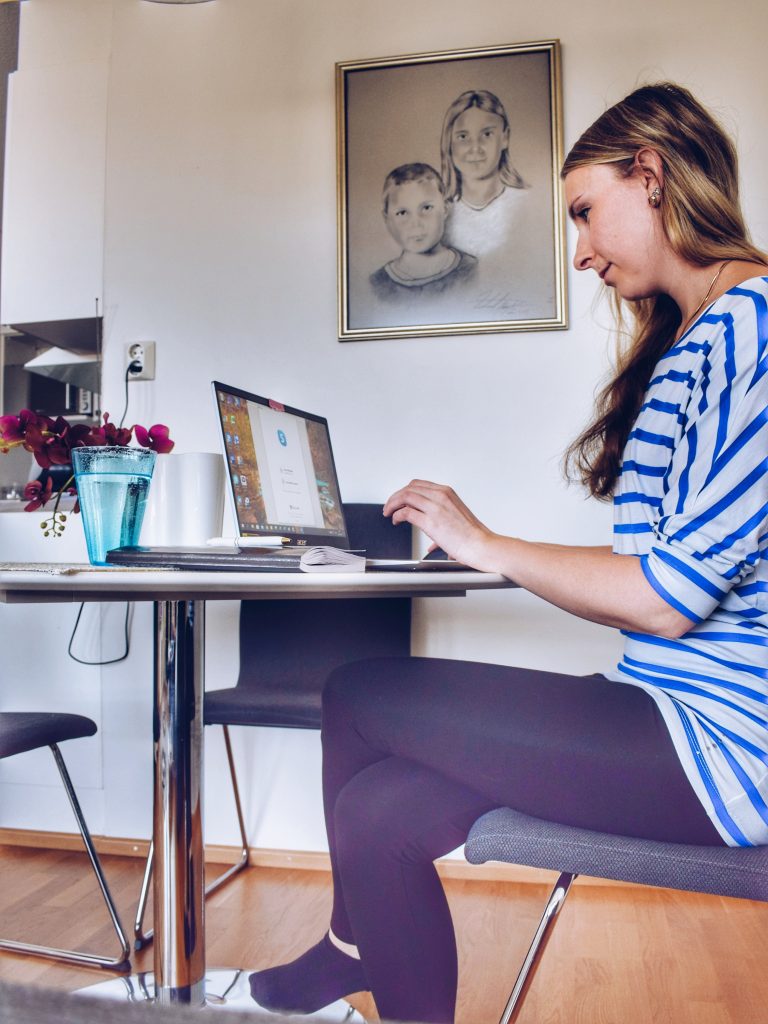 get dressed when working from home