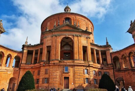 things to do in Bologna